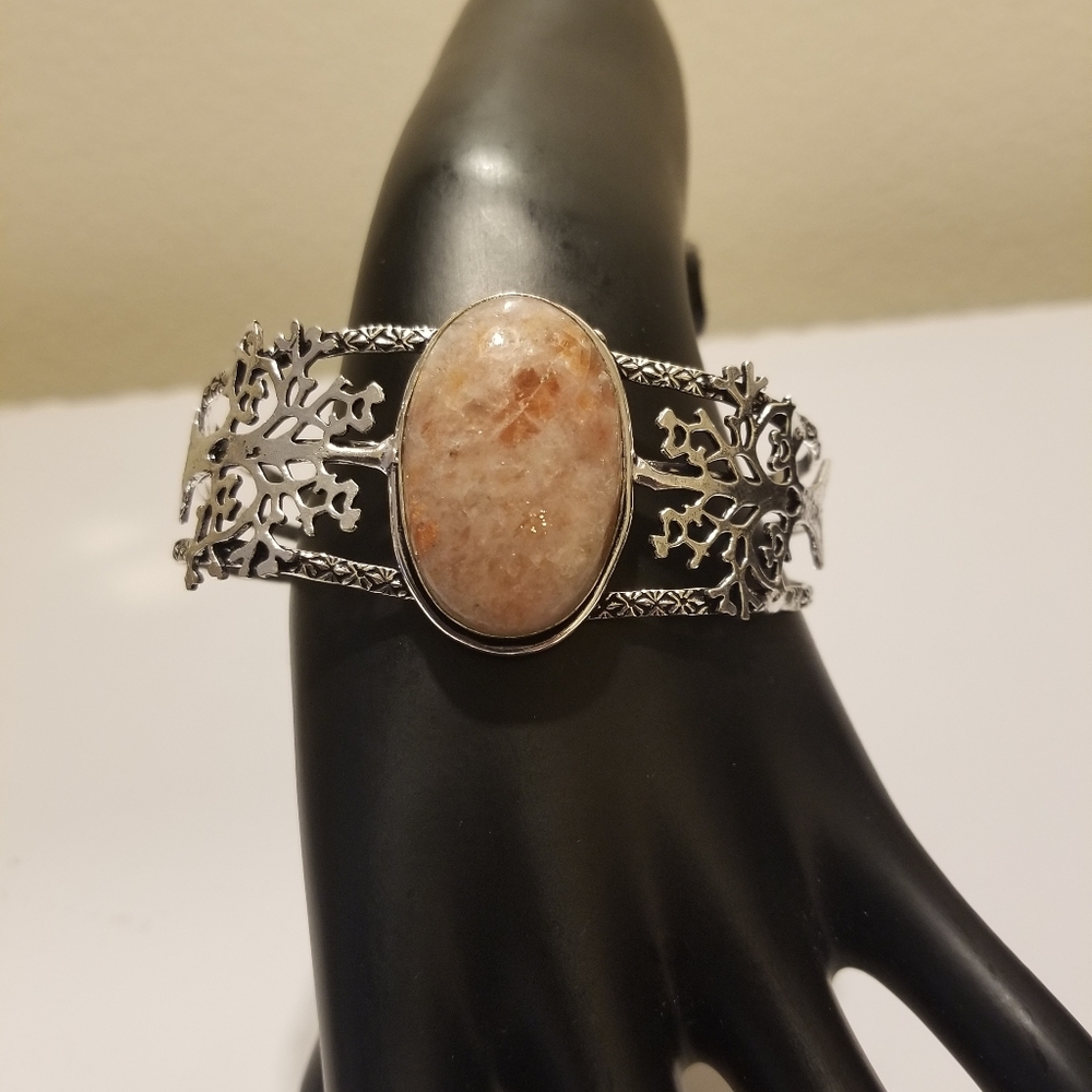 AMAZING BRACELET NWOT